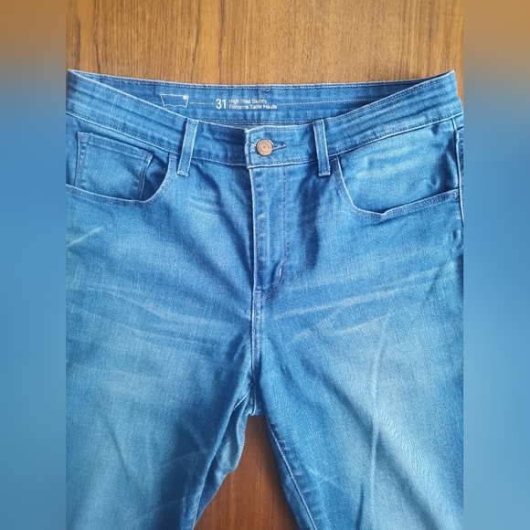 Levi's jeans - Picture 2 of 4